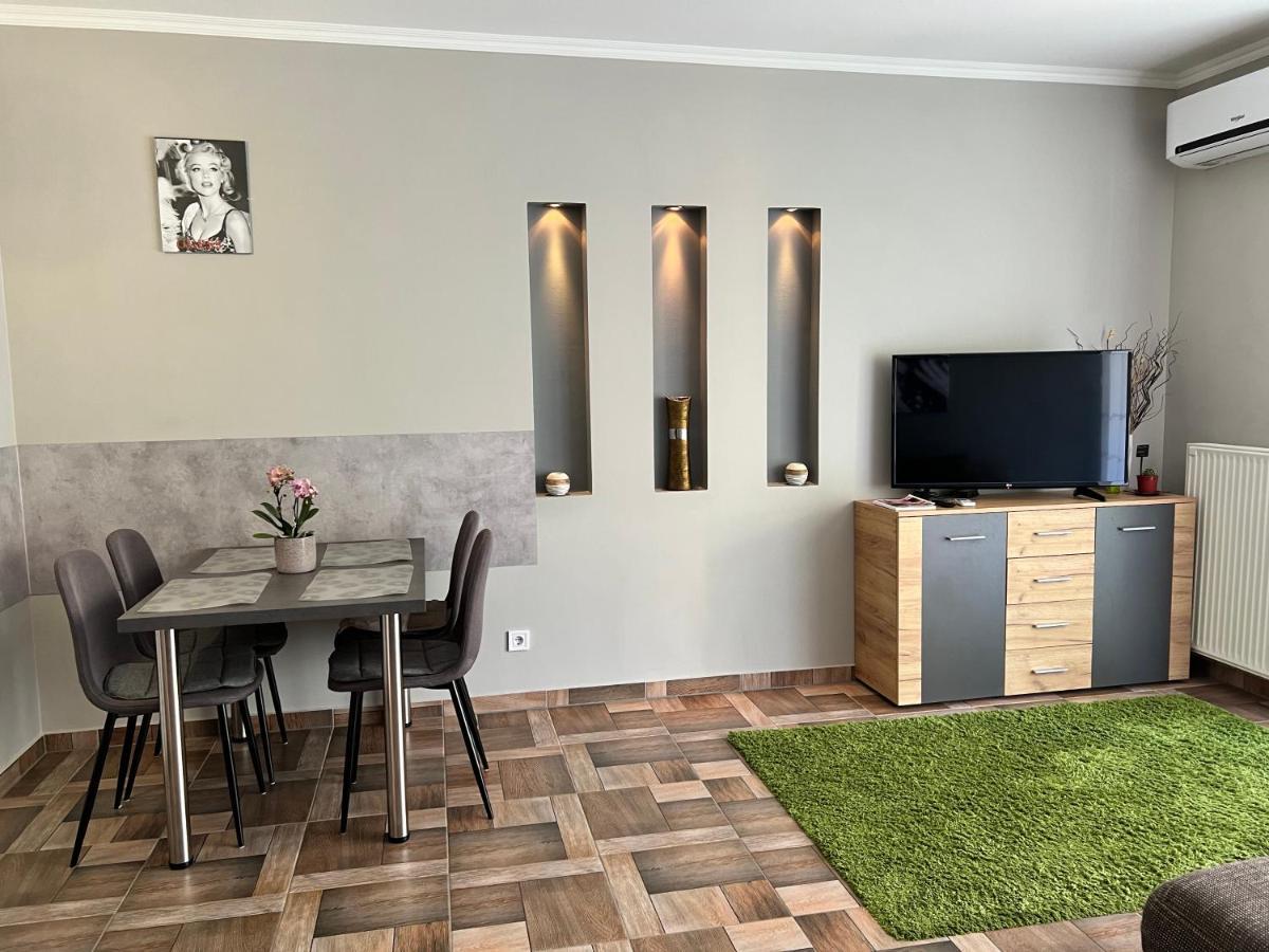 Dorina Wellness Apartment ชิโอฟก ภายนอก รูปภาพ